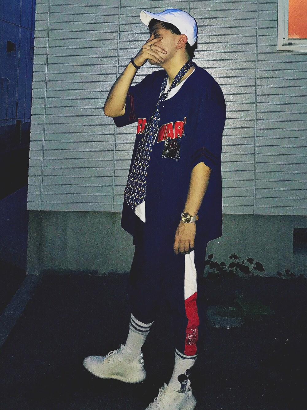 「おしゃれさんと繋がりたい、古着、ビッグシルエット、ootd、NIKE、yeezy、FILA、Polo Ralph Lauren、STAR WARS、armani」｜「Leeのアイテム（Tシャツ/カットソー、ブルー系）」を使った、kさん（メンズ・172cm）の春コーディネートの1枚目の写真