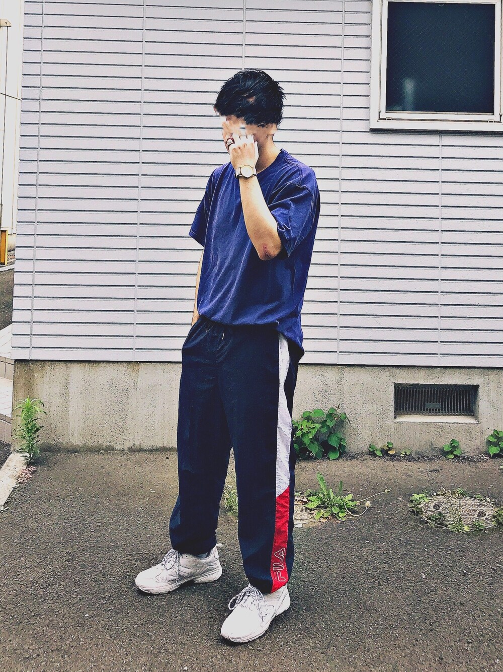 「タックイン、ootd、おしゃれさんと繋がりたい、古着、古着MIX、ダッドスニーカー、NIKE、FILA、ナイロンパンツ」｜「NIKEのアイテム（Tシャツ/カットソー、パープル系）」を使った、kさん（メンズ・172cm）の夏コーディネートの1枚目の写真