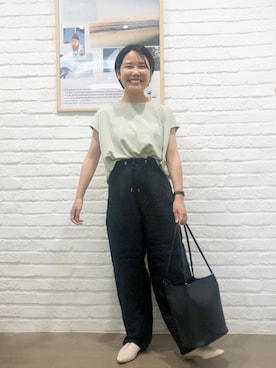 「Moname（モナーム）のアイテム（パンツ）」を使った、フタバさん（レディース・151cm）の夏コーディネート