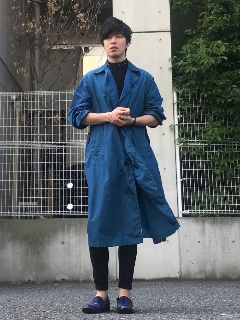 DRIES VAN NOTENのトレンチコートを使った人気ファッション