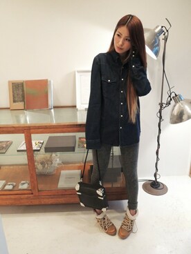 「ISABEL MARANT（イザベルマラン）のアイテム（ブーツ）」を使った、MOGGIE CO-OP STAFFさん（レディース・168cm）の秋コーディネート