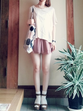 「アイテム（Tシャツ/カットソー）」を使った、eさん（レディース・20代）の夏コーディネート