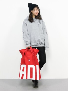 「D-LOOP（ディーループ）のアイテム」を使った、E R Uさん（レディース・157cm）の冬コーディネート