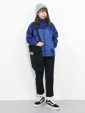 「白ソックス」｜「アイテム（ナイロンジャケット）」を使った、エル 🍒さん（レディース・157cm）の春コーディネート