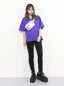 「アイテム（ボディバッグ/ウエストポーチ、シルバー系）」を使った、エル 🍒さん（レディース・157cm）の夏コーディネート