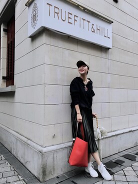 小猪凹梨喂芽さんのコーディネート