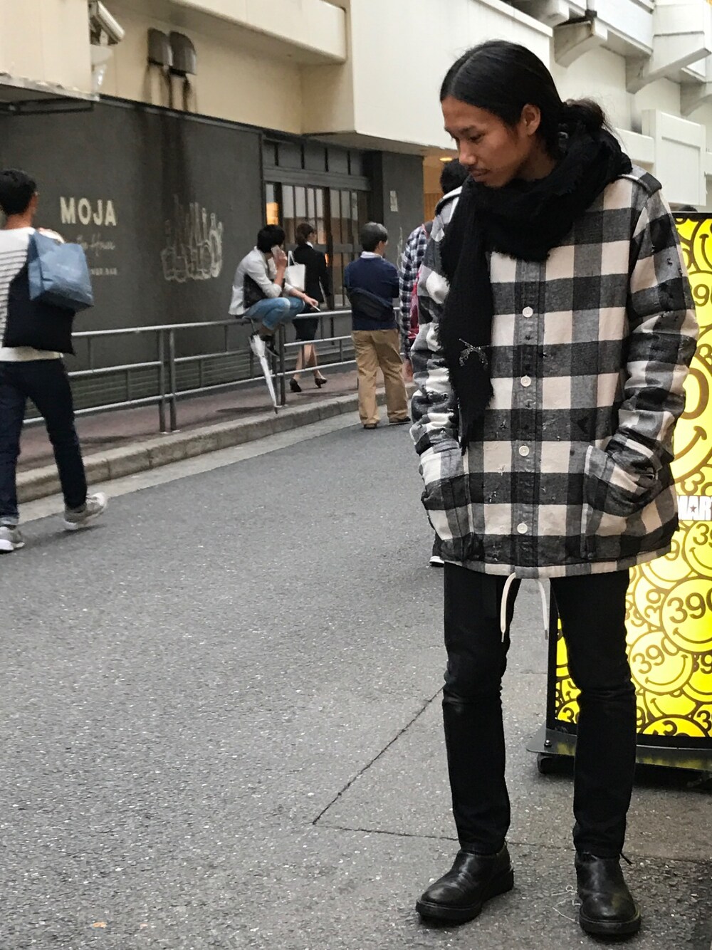 「ROYALFLASH、royalflash梅田、ROYAL FLASH、roar、TAKAHIROMIYASHITA The SoloIst. 、Ann Demeulemeester、大阪、モノトーン」｜「roarの【別注】roar/ロアー/RB-RF03/バッフォローチェックBZ（ジャケット/アウター、ホワイト系）」を使った、AOKIFLASH‼︎!さん（メンズ・166cm）の秋コーディネートの1枚目の写真