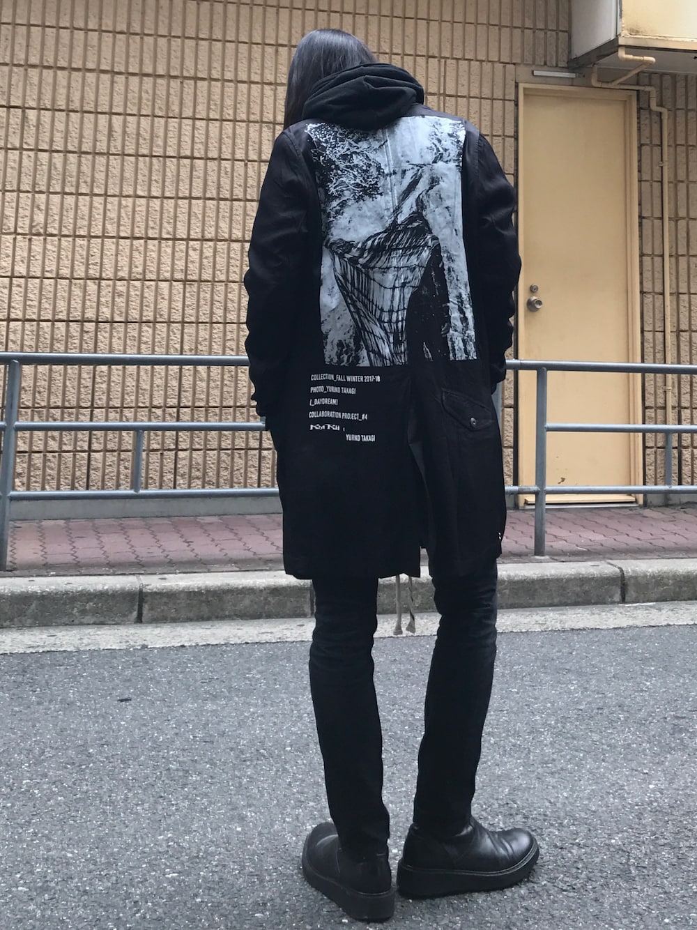 「KMRii、ケムリ、ROYALFLASH、ROYAL FLASH、royalflash梅田、black、ブラック、大阪、梅田」｜「KMRiiのアイテム（ジャケット/アウター、ブラック系）」を使った、AOKIFLASH‼︎!さん（メンズ・166cm）の冬コーディネートの1枚目の写真