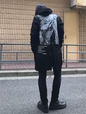 「KMRii（ケムリ）のアイテム（パーカー）」を使った、AOKIFLASH‼︎!さん（メンズ・166cm）の冬コーディネート