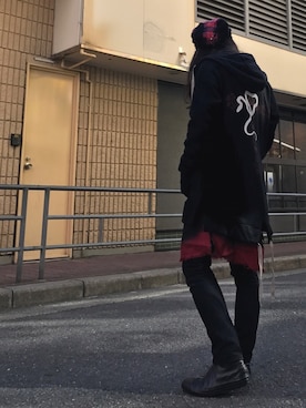 「KMRii（ケムリ）のアイテム（パーカー）」を使った、AOKIFLASH‼︎!さん（メンズ・166cm）の冬コーディネート