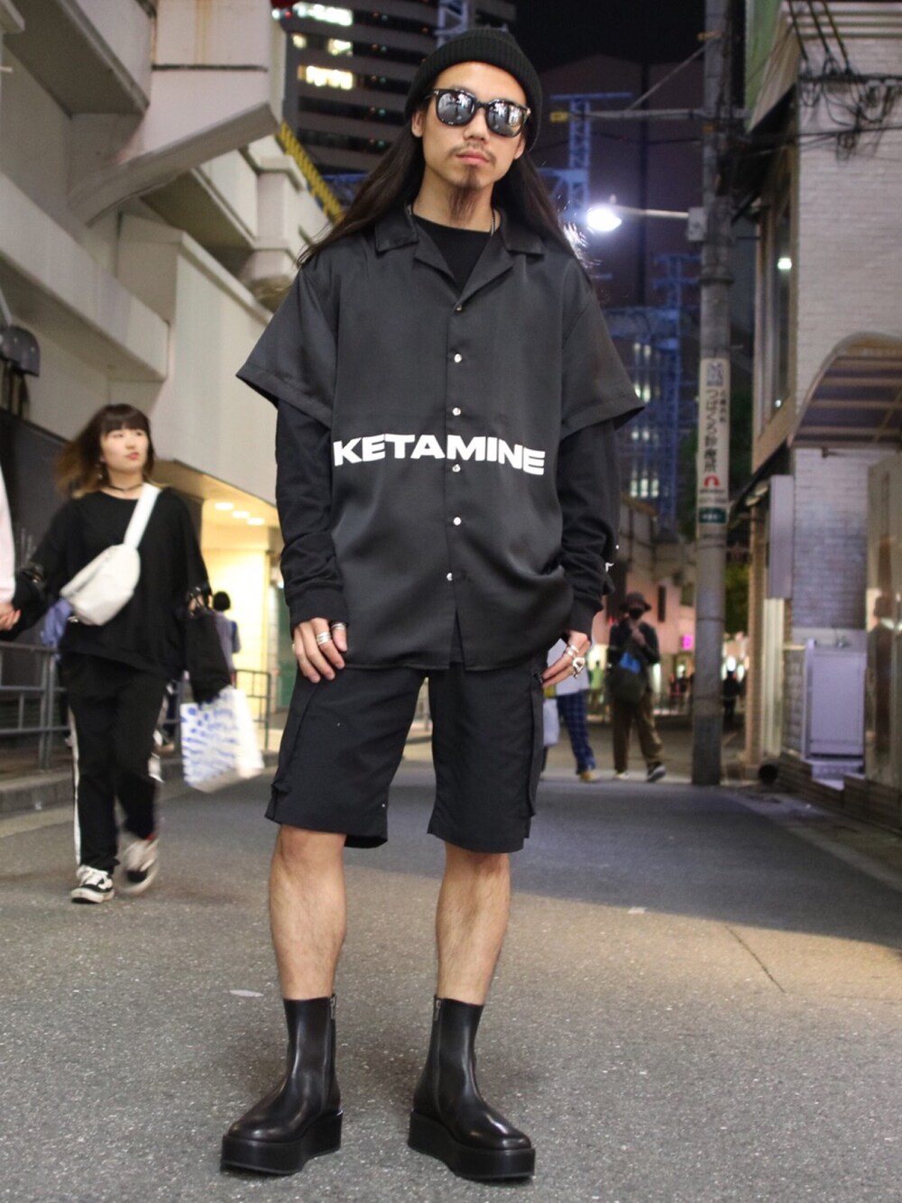 「HELIOT EMIL、ISAMU KATAYAMA BACKLASH、backlash、Ann Demeulemeester、TOMFORD、ROYALFLASH、royalflash梅田、ROYAL FLASH、black」｜「HELIOT EMILのアイテム（シャツ/ブラウス、ブラック系）」を使った、AOKIFLASH‼︎!さん（メンズ・166cm）の春コーディネートの1枚目の写真
