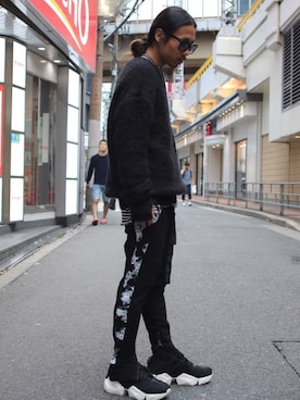 「KMRii（ケムリ）のアイテム（パンツ）」を使った、AOKIFLASH‼︎!さん（メンズ・166cm）の秋コーディネート