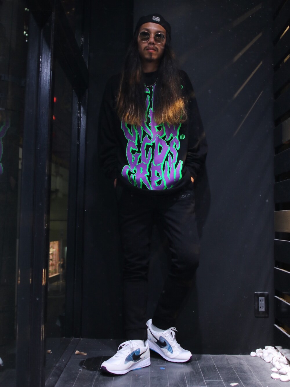 「カジュアル、ブラック、ブラックコーデ、白スニーカー、NIKE、NEW ERA、yohjiyamamoto、READYMADE、eJEANS、GCDS」｜「NEW ERAのREADYMADE×YOHJI YAMAMOTO×NEWERA/レディーメイド×ヨウジヤマモト×レディーメイド/CAP（キャップ、ブラック系）」を使った、AOKIFLASH‼︎!さん（メンズ・166cm）の夏コーディネートの1枚目の写真