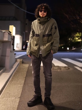 「MONCLER（モンクレール）のアイテム（ブルゾン）」を使った、AOKIFLASH‼︎!さん（メンズ・166cm）の春コーディネート