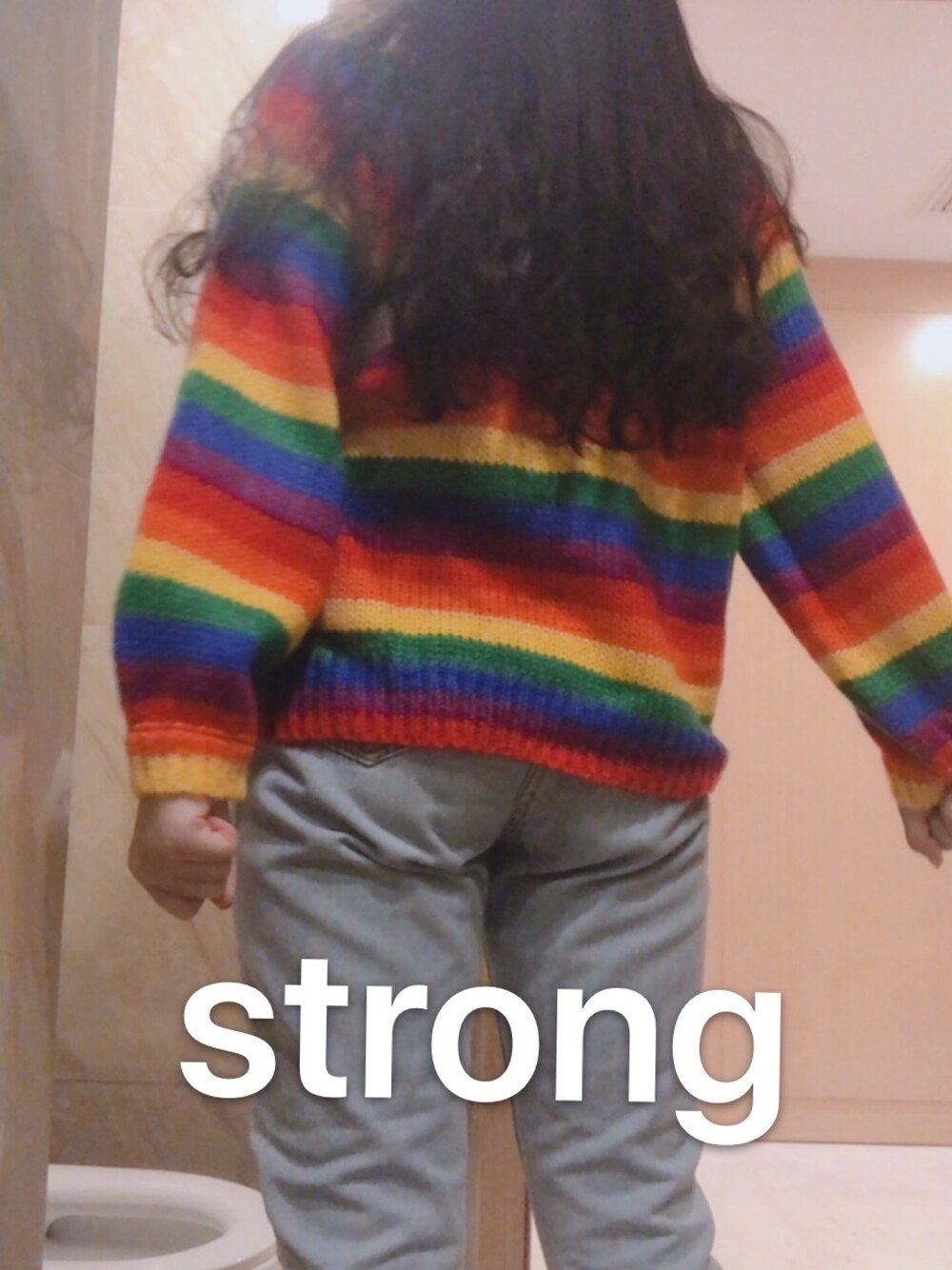 「I have a rainbow wowのアイテム（トップス、その他）」を使った、有彩铅的酷人さん（レディース・163cm）の秋コーディネートの1枚目の写真