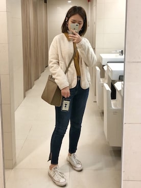 「通勤穿搭」｜「アイテム（その他アウター）」を使った、KEROYOさん（レディース・167cm）の冬コーディネート