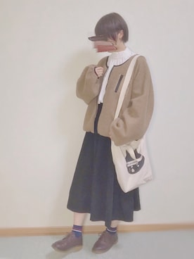 「フリルネック」｜「アイテム（ブルゾン）」を使った、Nana.Wさん（レディース・163cm）の秋コーディネート