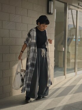 「バブーシュ」｜「アイテム（その他アウター）」を使った、tamiさん（レディース・159cm）の春コーディネート