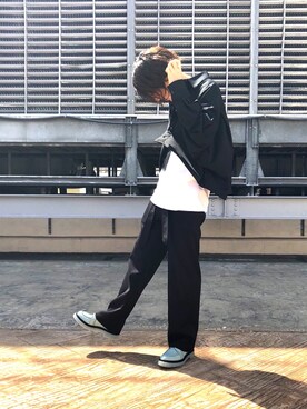 「SYU.HOMME/FEMM（シュウ）のアイテム（パンツ）」を使った、クリワキタカヒロさん（メンズ・172cm）の春コーディネート