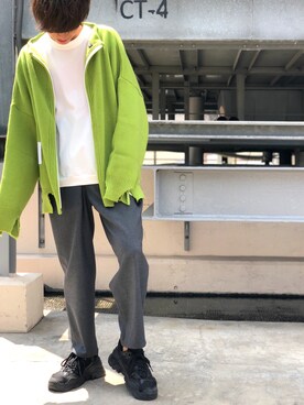 ニット セーターを使った 黄緑 のメンズ人気ファッションコーディネート Wear