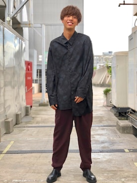 「Lui's（ルイス）のアイテム（スリッポン）」を使った、クリワキタカヒロさん（メンズ・172cm）の秋コーディネート