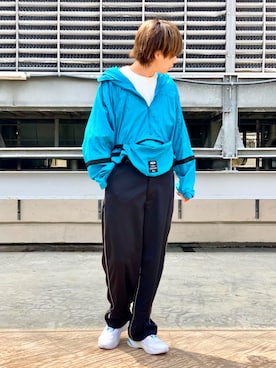 「SYU.HOMME/FEMM（シュウ）のアイテム」を使った、クリワキタカヒロさん（メンズ・172cm）の春コーディネート