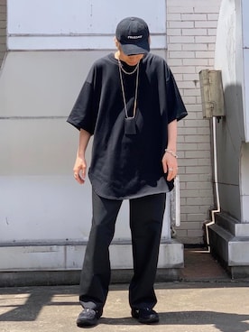 「ITTI（イッチ）のアイテム（アクセサリー）」を使った、クリワキタカヒロさん（メンズ・172cm）の夏コーディネート