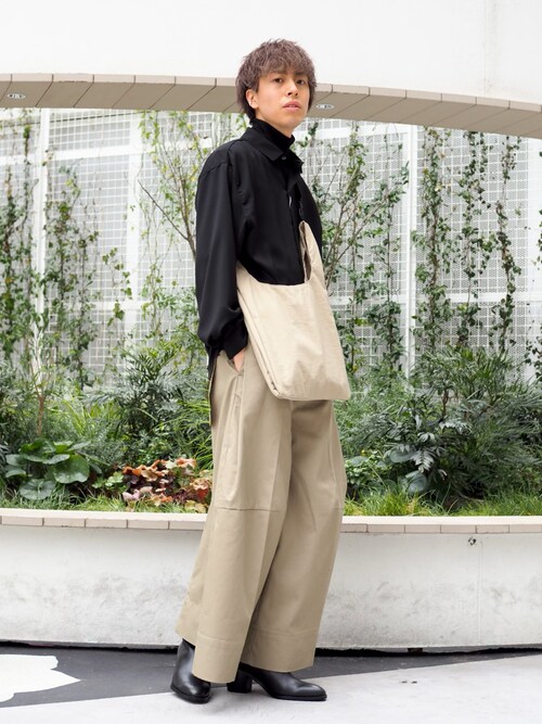 SHINYAKOZUKA（シンヤコヅカ）の「SHINYA KOZUKA /シンヤ コヅカ