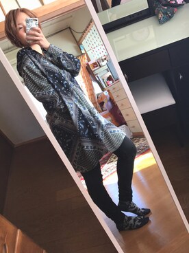 「AVAN LILY（アヴァンリリィ）のエスニック柄プリントスキッパーOP（ワンピース、ブラック系）」を使った、はらしさん（レディース・154cm）の冬コーディネート