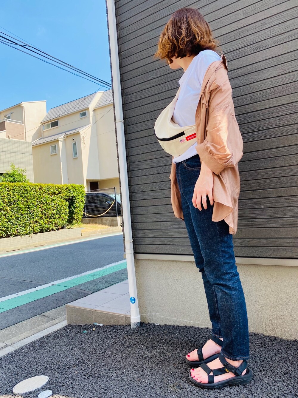 「カジュアル、シンプルコーデ、デニムパンツ」｜「chocomeeのシアーシャツ（シャツ/ブラウス、ブラウン系）」を使った、y☺︎uさん（レディース・157cm）の夏コーディネートの1枚目の写真