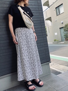 「chocomee（チョコミー）のアイテム（スカート）」を使った、y☺︎uさん（レディース・157cm）の夏コーディネート
