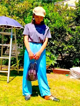 「coen（コーエン）のプリントレターメッセージロゴTシャツ（Tシャツ/カットソー、グレー系）」を使った、koyuさん（レディース・148cm）の夏コーディネート