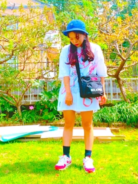 「NIKE（ナイキ）のアイテム（スニーカー、ピンク系）」を使った、koyuさん（レディース・148cm）の秋コーディネート