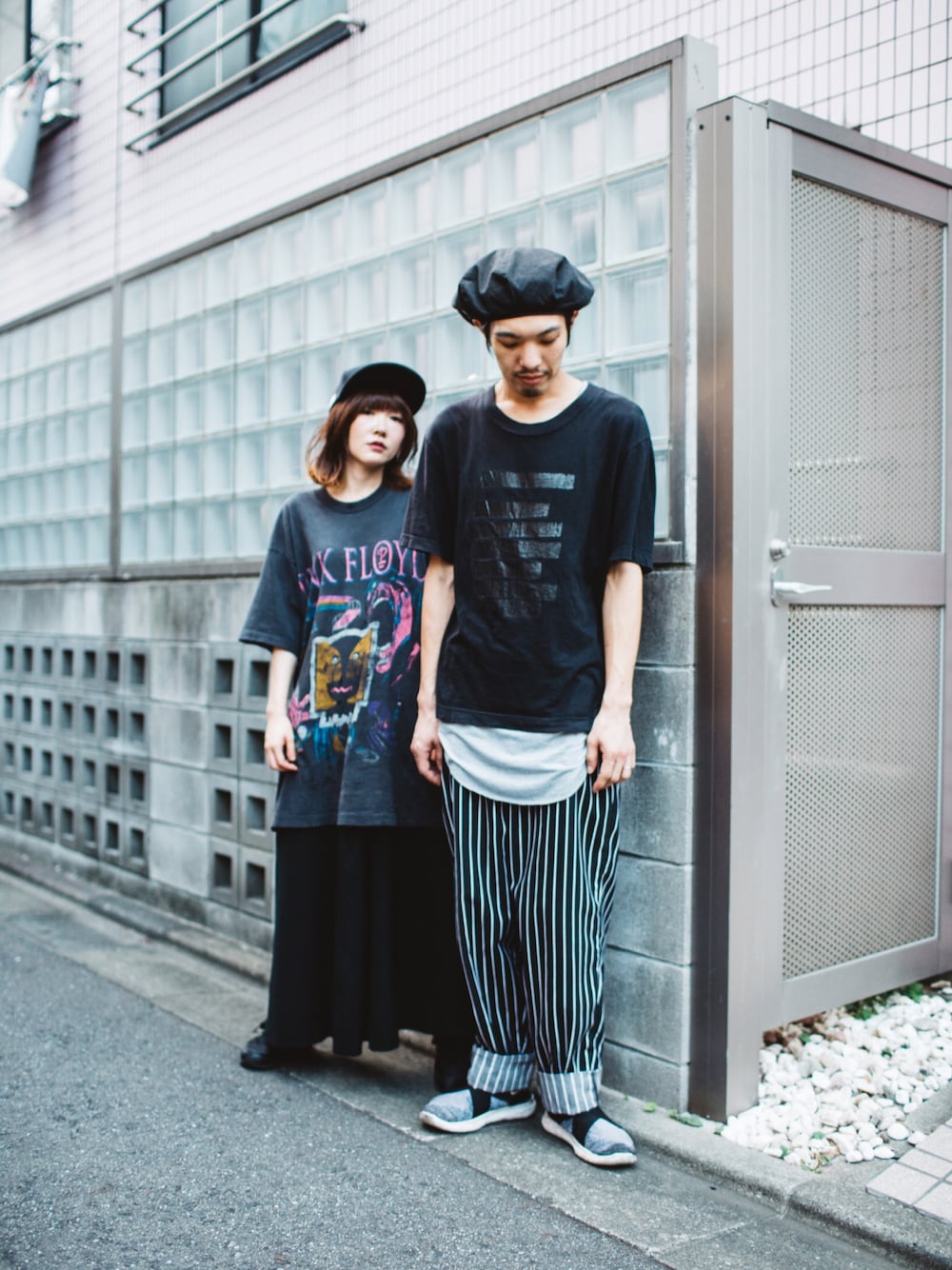「JOHN LAWRENCE SULLIVAN、sunsea、Pink Floyd、NIKE、REDKAP、コックパンツ、GDC」｜「Pink Floydのアイテム（Tシャツ/カットソー、グレー系）」を使った、ちばゆきさん（レディース・157cm）の秋コーディネートの1枚目の写真