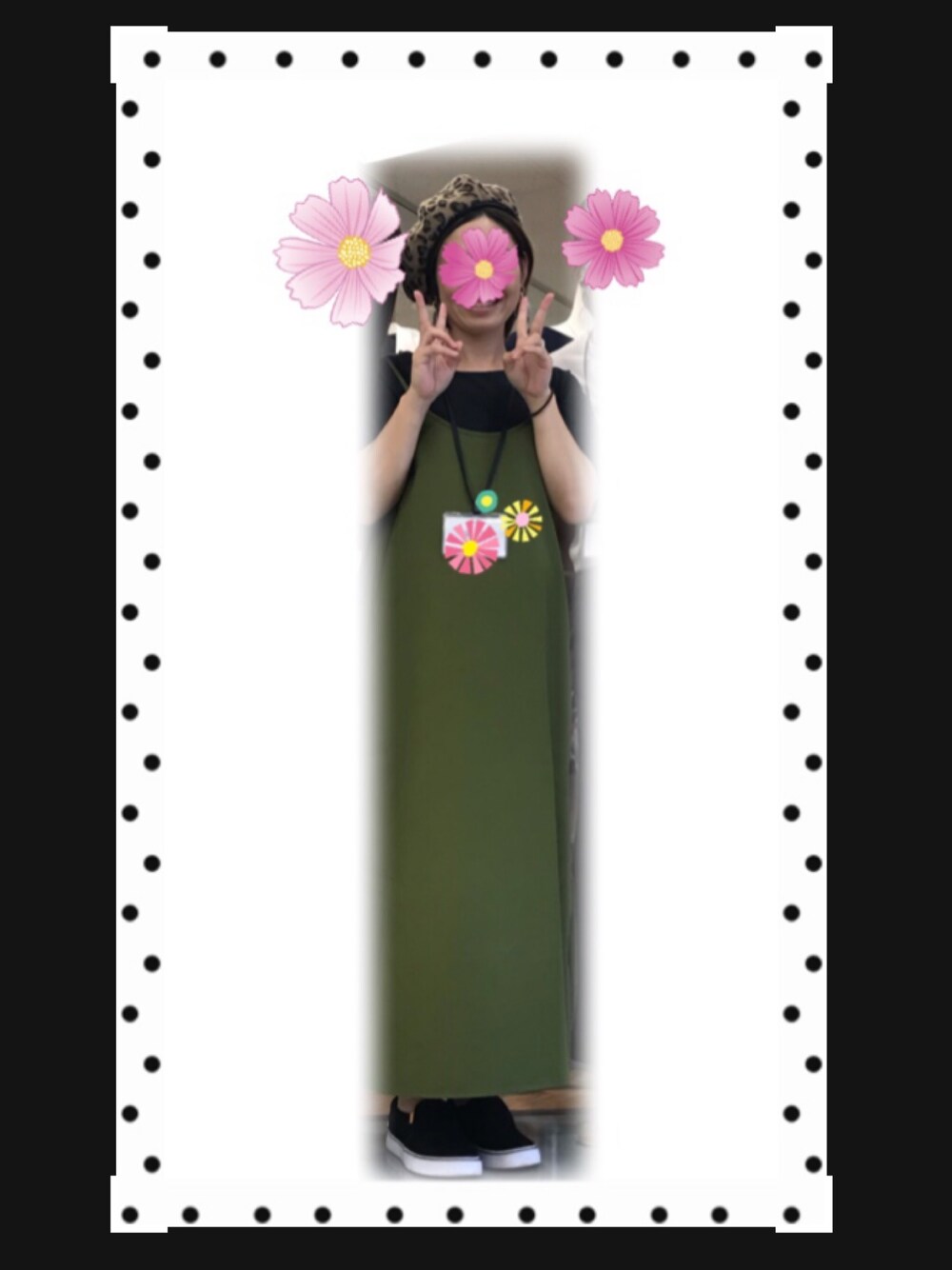 「秋コーデ、妊婦コーデ、妊婦、レオパード柄、スニーカーコーデ、カジュアルコーデ」｜「LOWRYS FARMのアイテム（ワンピース/ドレス、グリーン系）」を使った、Hatsumi Kawakamiさん（レディース・153cm）の秋コーディネートの1枚目の写真
