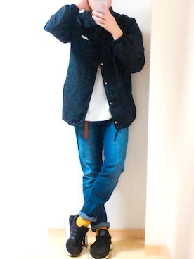 「ストリートカジュアル」｜「アイテム（ナイロンジャケット）」を使った、SHATHOUさん（メンズ・175cm）の冬コーディネート