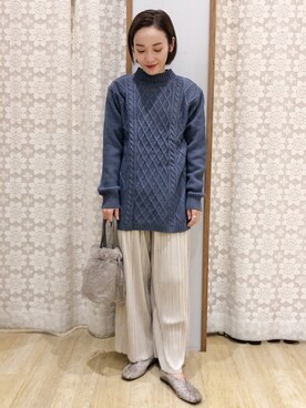 「earth music&ecology（アースミュージックアンドエコロジー）のアイテム（トートバッグ）」を使った、MAMIさん（レディース・155cm）の秋コーディネート