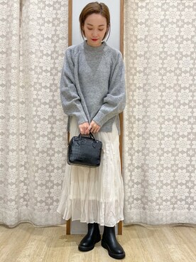 「earth music&ecology（アースミュージックアンドエコロジー）のシアーワッシャースカート　＊（スカート）」を使った、MAMIさん（レディース・155cm）の秋コーディネート