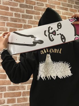 「RIPNDIP（リップンディップ）のアイテム」を使った、Dsuke kobayashiさん（メンズ・177cm）の冬コーディネート