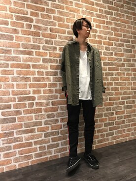 「Gosha Rubchinskiy（ゴーシャラブチンスキー）のアイテム」を使った、Dsuke kobayashiさん（メンズ・177cm）の春コーディネート