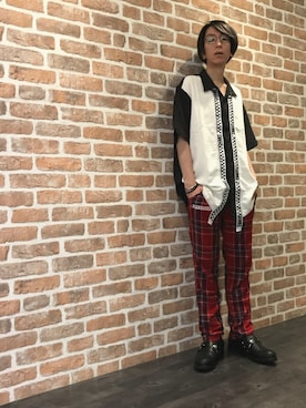 「PLEASURES（プレジャー）のアイテム」を使った、Dsuke kobayashiさん（メンズ・177cm）の春コーディネート