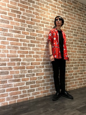 「PLEASURES（プレジャー）のアイテム」を使った、Dsuke kobayashiさん（メンズ・177cm）の春コーディネート