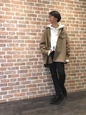 「WHITELAND（ホワイトランド）のWHITELAND/ホワイトランド/ガンクラブチェックBIGシャツ(18A-SHL317-WL)（シャツ/ブラウス、イエロー系）」を使った、Dsuke kobayashiさん（メンズ・177cm）の秋コーディネート