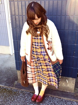 「ehka sopo（エヘカソポ）のアイテム（シャツワンピース）」を使った、さやかさん（レディース・156cm）の冬コーディネート