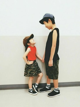 「秋色コーデ」｜「アイテム（スリッポン）」を使った、Nanana さん（キッズ・131cm）の夏コーディネート