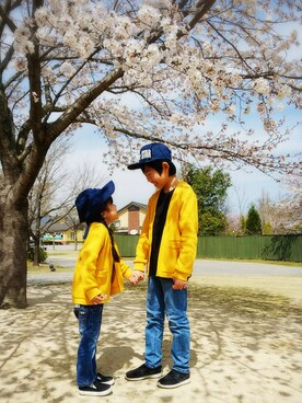 「Right-on（ライトオン）のアイテム（キャップ）」を使った、Nanana さん（キッズ・100cm）の春コーディネート