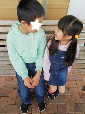 「Right-on（ライトオン）のアイテム（オールインワン・サロペット）」を使った、Nanana さん（キッズ・100cm）の春コーディネート