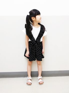 「Right-on（ライトオン）のアイテム（シューズ）」を使った、Nanana さん（キッズ・100cm）の夏コーディネート