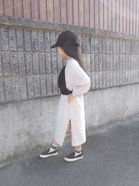 「BRANSHES（ブランシェス）のロングスリットワンピース（ワンピース、ベージュ系）」を使った、Nanana さん（レディース）の秋コーディネート