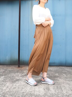 「cava cava（サヴァサヴァ）のアイテム（サンダル）」を使った、nakajimaさん（レディース・171cm）の春コーディネート